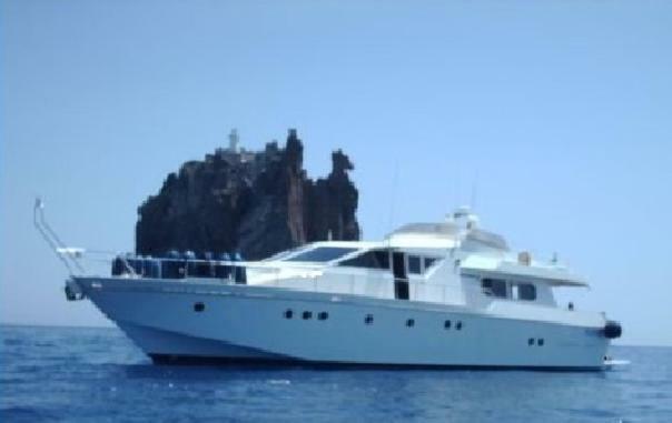 Sea Baroniv "Bedsonboat" Hotel Birgu Exterior photo